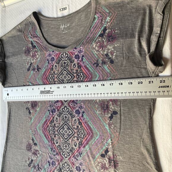Style & Co Women’s Short Sleeve Screw Neck T-shirt size S, Floral Gray - Picture 3 of 8